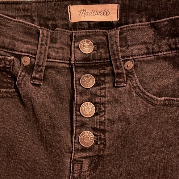 Madewell women’s 25 button fly 9” High-Rise Skinny Black Jeans. Raw frayed hem. - Picture 3 of 12